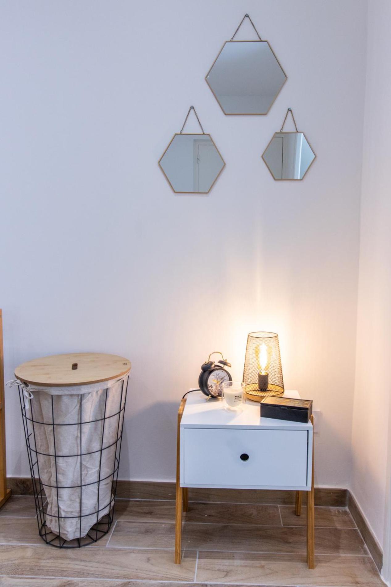 Charmant Studio Climatise 'Alma 1' - Beziers Centre - Wifi Fibre - Netflix Apartment ภายนอก รูปภาพ